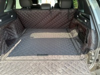 Range Rover (2022 Onwards) Quilted Waterproof Boot Liner