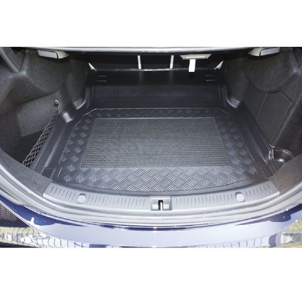 Mercedes E-Class 2016 - Onwards (W213) Moulded Boot Mat image 2