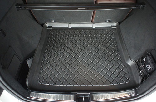 Mercedes M Class 2012 - 2019 - Moulded Boot Tray image 2
