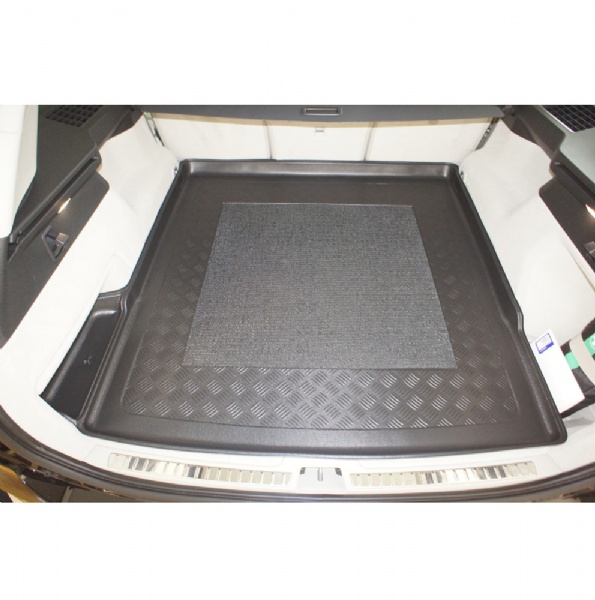 Volvo XC90 II (May 2015 onwards) Moulded Boot Mat image 2